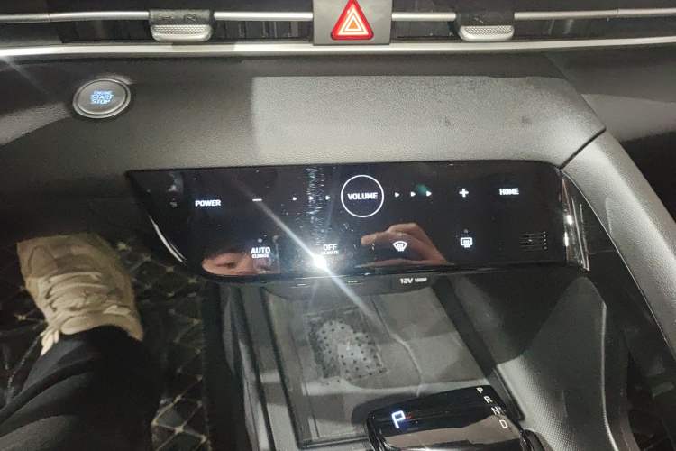 Used Hyundai Elantra 2021 1.5L CVT LUX Prestige Edition