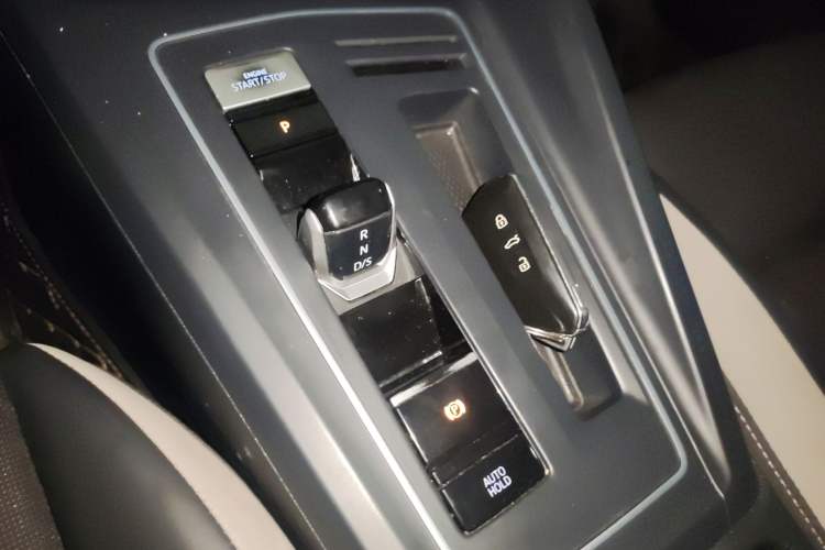 Used Volkswagen Golf 2021 200TSI DSG Pro
