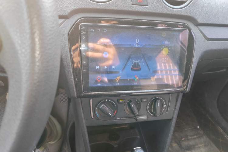 Used Volkswagen Jetta 2015 1.6L Automatic Fashion Model
