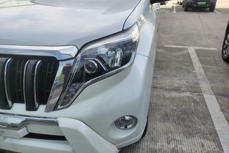 Used Toyota Prado 2017 2.7L Parallel Import
