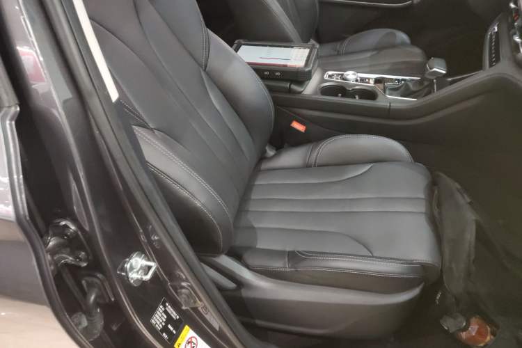 Used Changan CS75 PLUS 2020 1.5T Automatic Luxury Version
