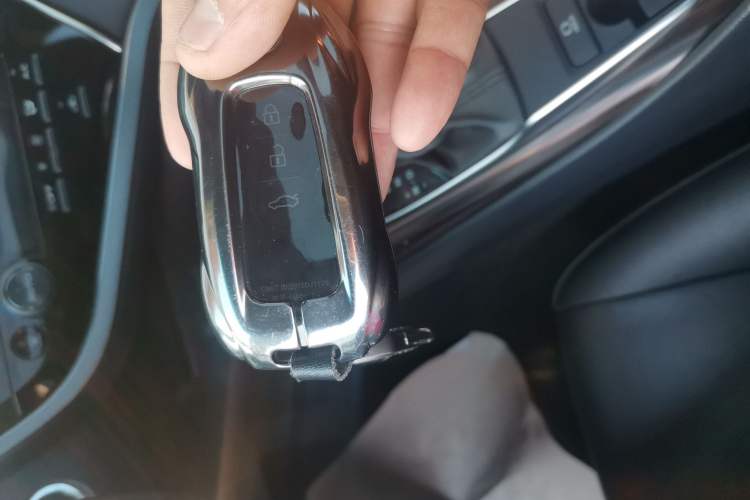 Used Toyota Camry 2019 2.0G Luxury Edition China VI Standard
