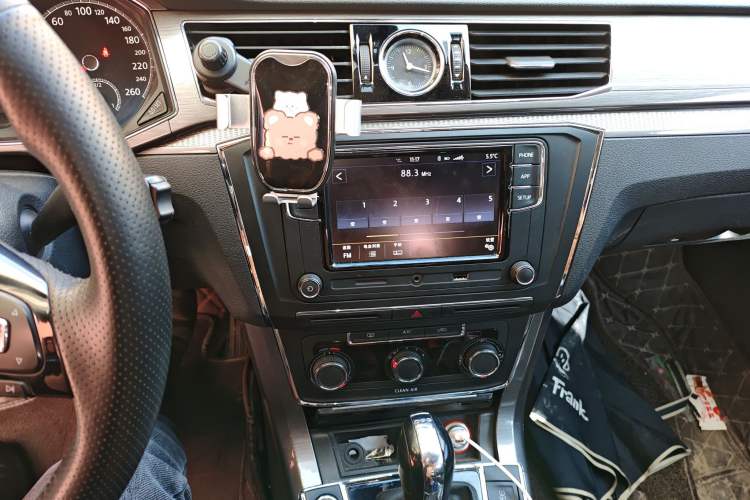 Used Volkswagen Passat 2017 280TSI DSG Luxury Edition
