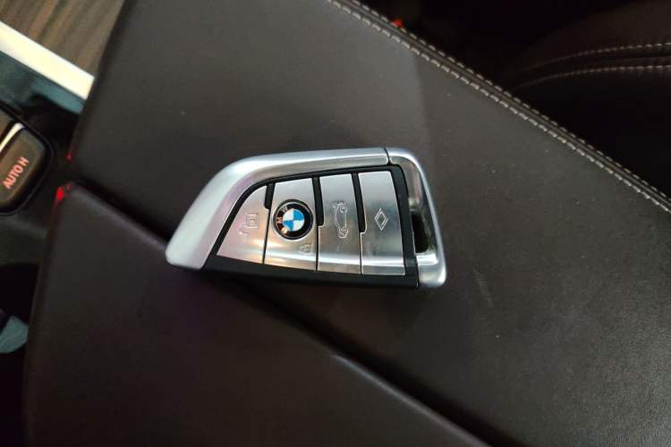 Used BMW 5 Series 2018 530Li Leading Edition Luxury Package