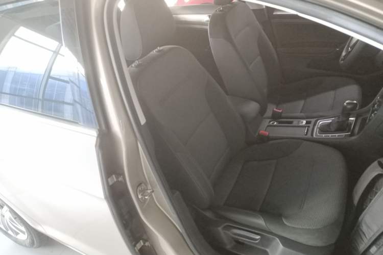 Used Volkswagen Golf 2019 280TSI DSG Comfort Version China VI Standard
