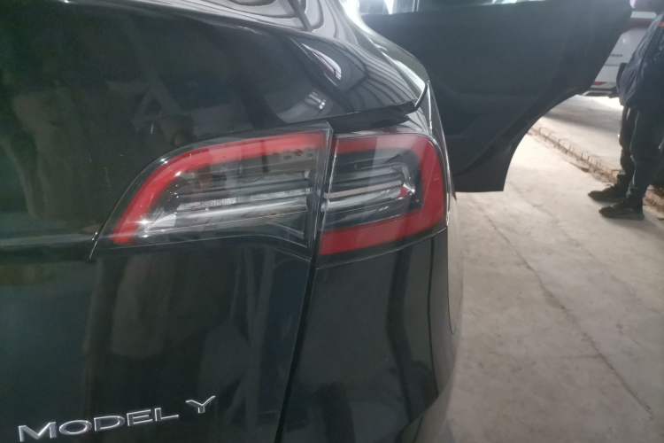 Used Tesla Model Y 2022 Rear-Wheel-Drive Version
