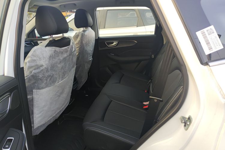 Used Roewe RX5 2025 PLUS 330TGI Automatic Trendsetting Smart Edition
