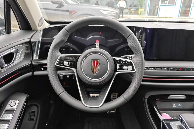 Used Hongqi H9 2025 2.0T Two-Wheel Drive Flagship Luxury Business Edition 5 Seats
