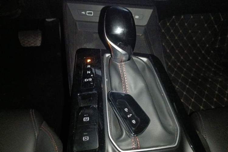 Used MG 5 2023 180 DVVT CVT Luxury Edition
