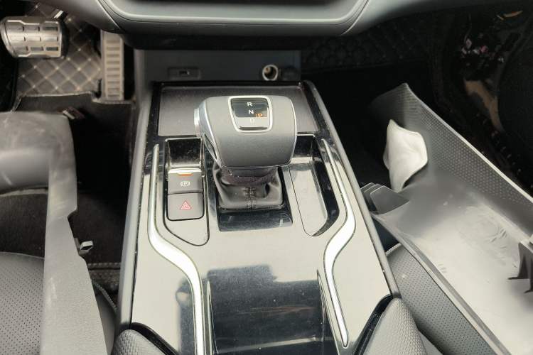 Used Hongqi E-QM5 2023 Revised Version Basic Travel Edition