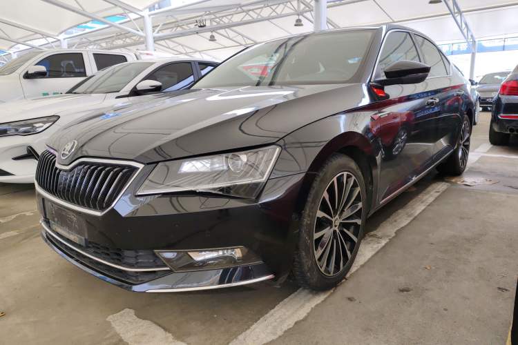 Used Skoda Superb 2016 TSI330 DSG Smart Drive Edition