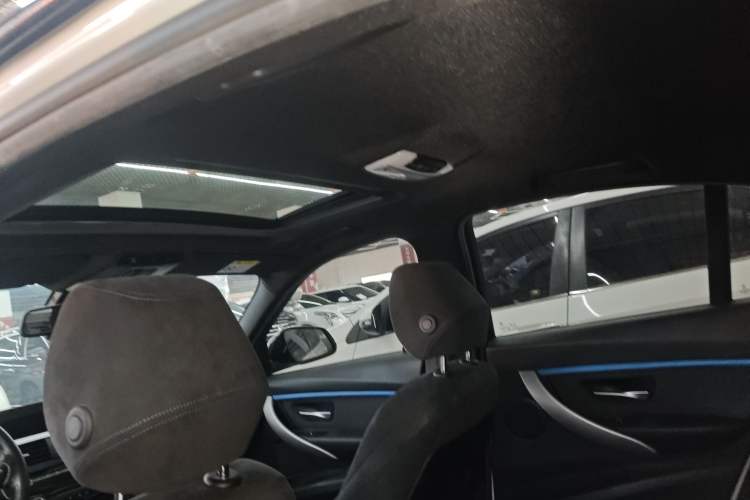 Used BMW 3 Series 2018 320i M Sport Package
