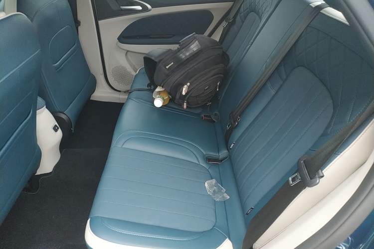 Used ORA Good Cat 2021 400km Standard Range Venus Edition Lithium Iron Phosphate
