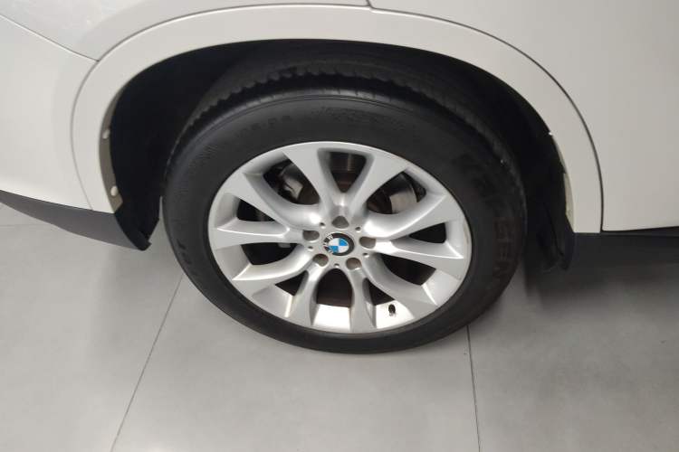 Used BMW X5 2018 xDrive28i
