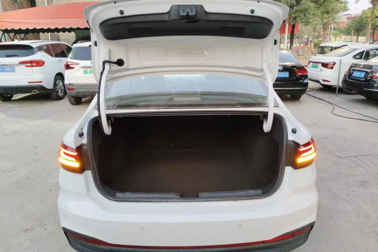 Used Volkswagen Lavida 2023 1.5L Automatic De Yi Edition
