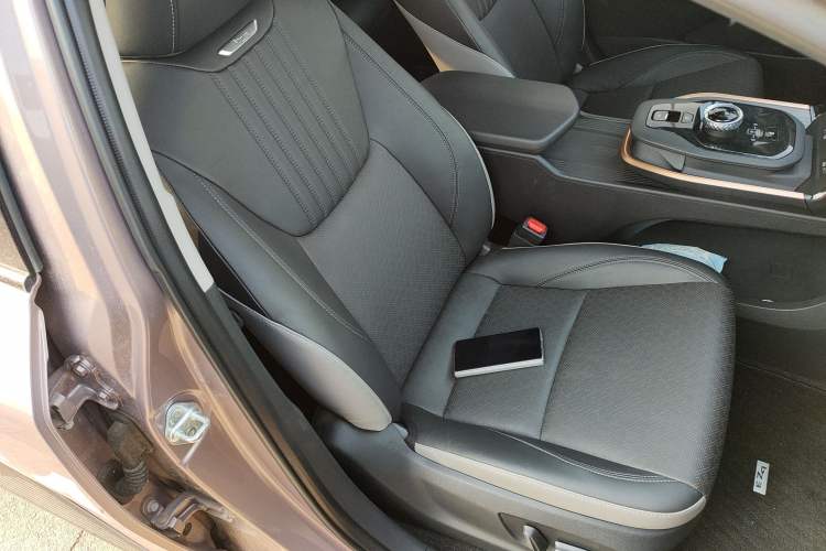 Used Toyota bZ3 2023 616 km Long-Range Premium
