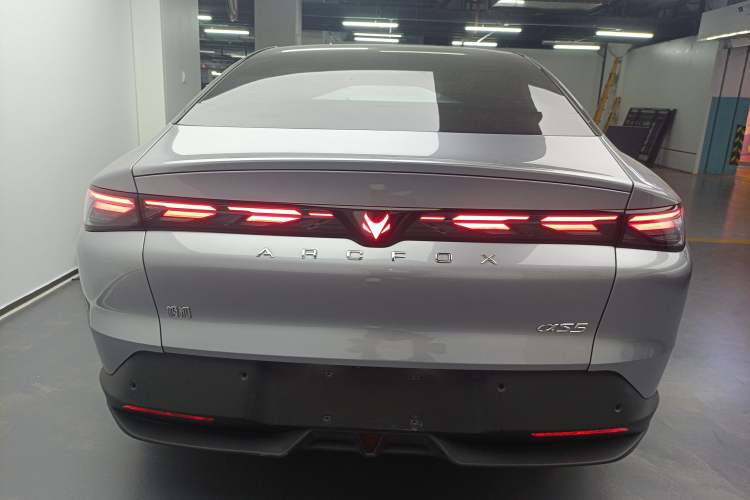 Used ARCFOX Alpha S5 2024 560MAX 185kW
