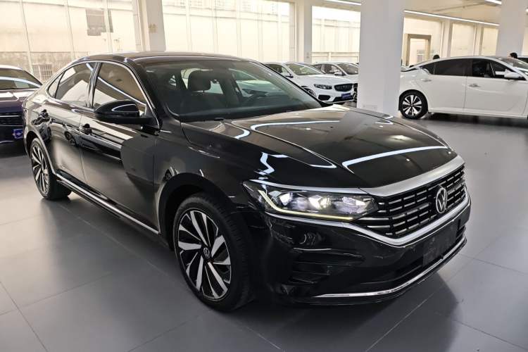 Used Volkswagen Passat 2022 330TSI Elite Edition Custom Version