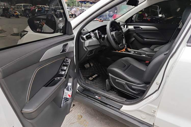 Used BAIC Beijing X3 2019 1.5T CVT Glory Edition
