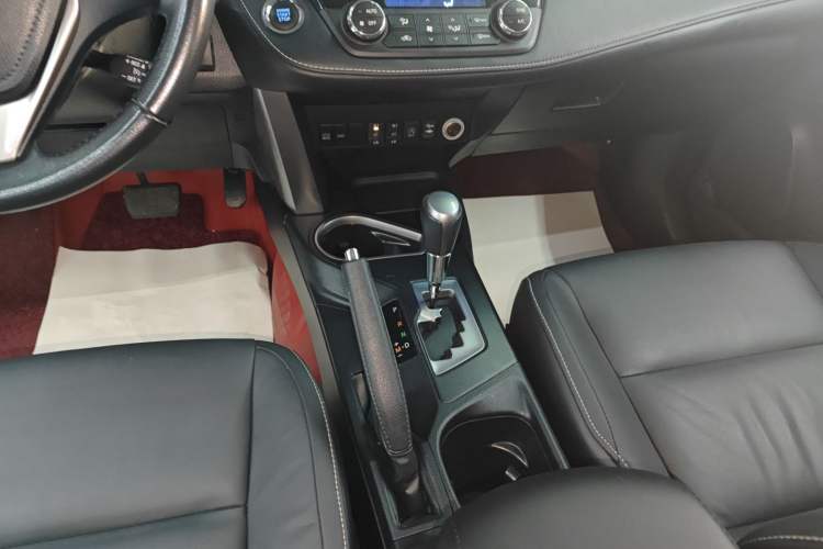 Used Toyota RAV4 2016 2.0L CVT Two-Wheel Drive Smart Edition China V Standard