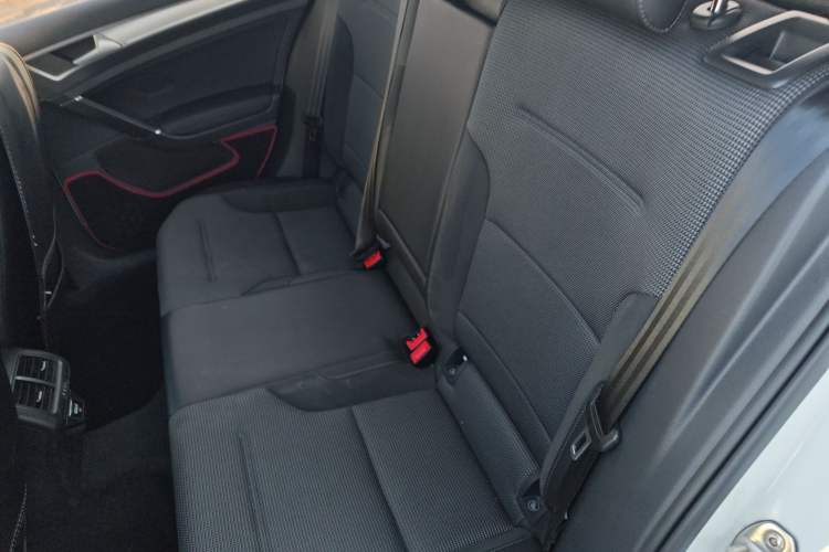 Used Volkswagen Golf 2020 280TSI DSG Comfort Version
