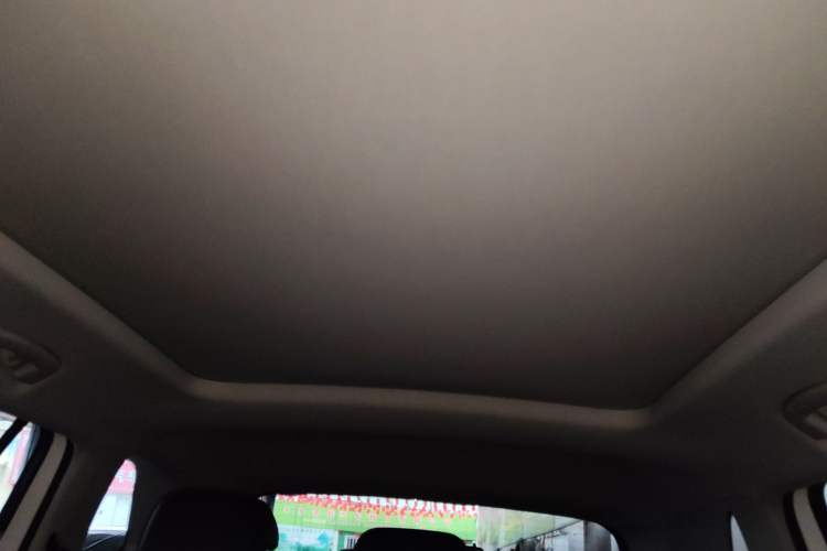 Used Volkswagen Tiguan L 2019 Updated Version 330TSI Automatic Two-Wheel Drive Panoramic Comfort Edition China VI Standard
