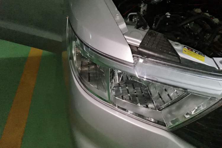 Used Wuling Hongguang V 2022 1.5L Jingqu Version Hydraulic Power Steering LAR
