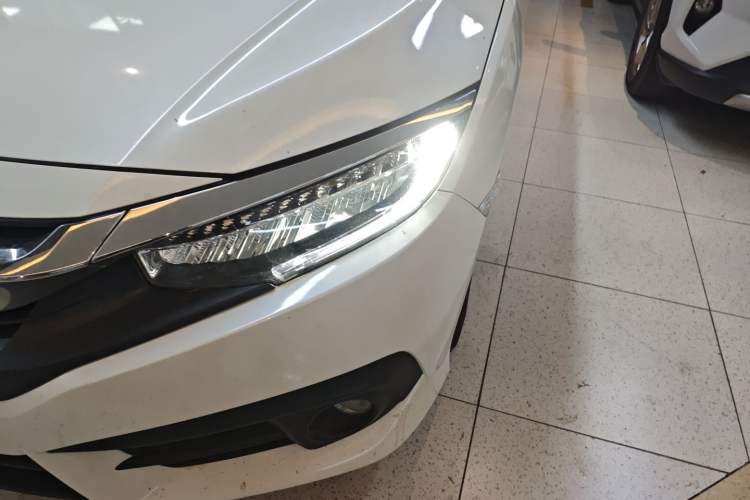 Used Honda Civic 2016 220TURBO CVT Prestige Edition