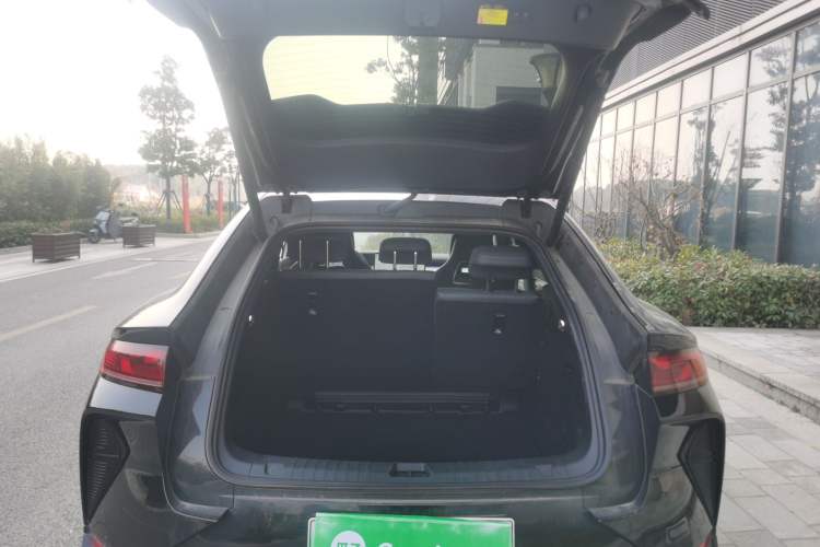 Used BYD Song L EV 2025 Intelligent Driving Version 662 km LiDAR Excellence Edition