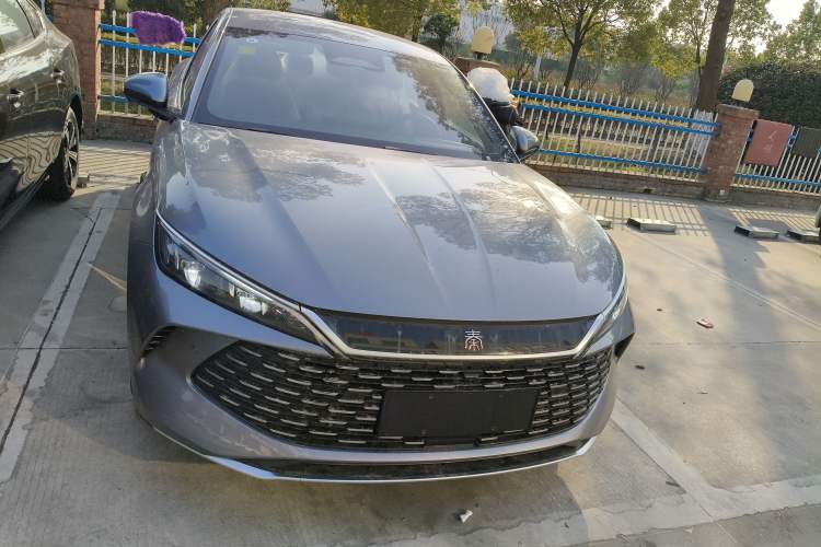 Used BYD Qin L 2025 DM-i Smart Drive 80KM Leading Model