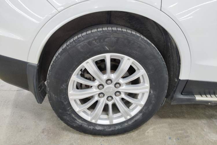 Used Cadillac XT5 2018 28E Four-Wheel Drive Tech Version
