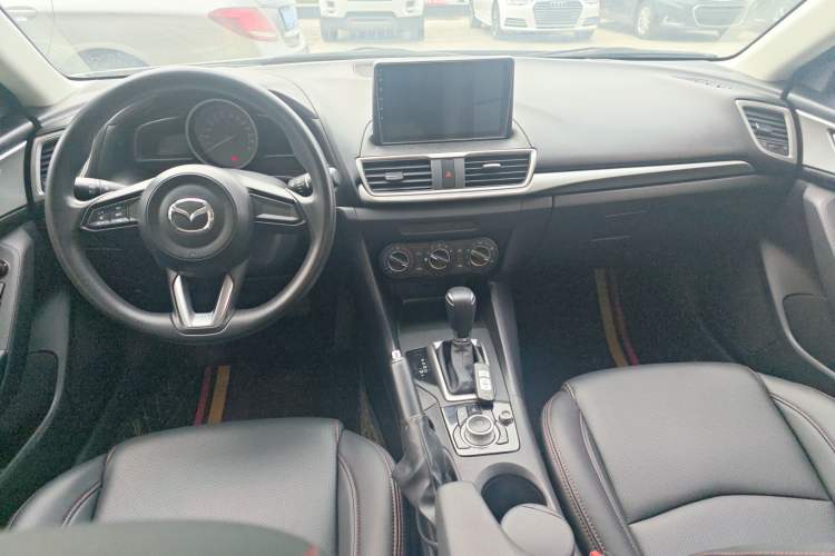 Used Mazda Mazda 3 Axela 2017 Sedan 1.5L Automatic Comfort Model Emission Standard China V
