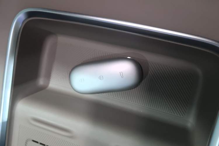 Used Li Auto L6 2025 Pro Smart Refresh Edition
