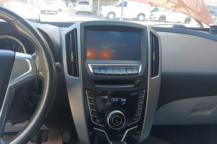 Used Luxgen U6 SUV 2014 1.8T Fashion Edition
