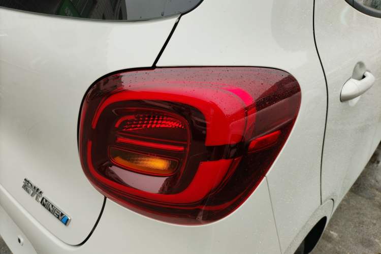 Used Wuling Hongguang MINIEV 2025 Four-Door Version Advanced Edition
