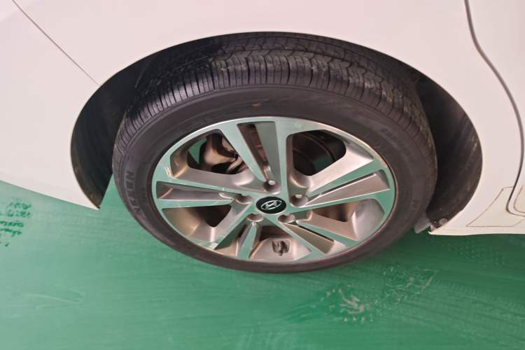 Used Hyundai Elantra 2016 1.6L Automatic ZhiXuan – Elite Version
