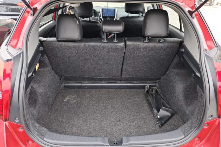 Used Toyota YARiS L 2019 1.5E CVT Dynamic Edition China VI compliant
