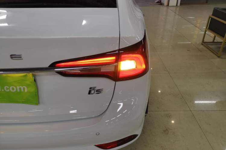 Used Roewe i5 2019 1.5L Automatic 4G Connected Langyue Edition