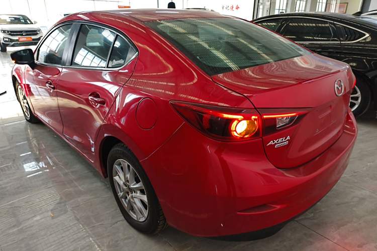 Used Mazda Mazda 3 Axela 2017 Sedan 1.5L Automatic Luxury Model Emission Standard China V
