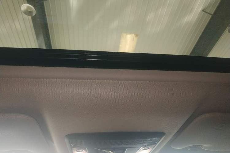 Used Honda Vezel 2020 1.5L CVT Elite Edition
