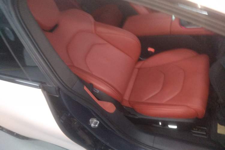 Used  SU7 2024 Four-Wheel Drive Ultra-Long Range Advanced Intelligent Driving Max Edition
