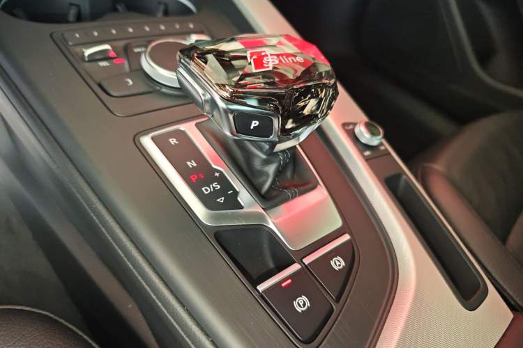 Used Audi A5 2017 Coupe 40 TFSI Fashion Model