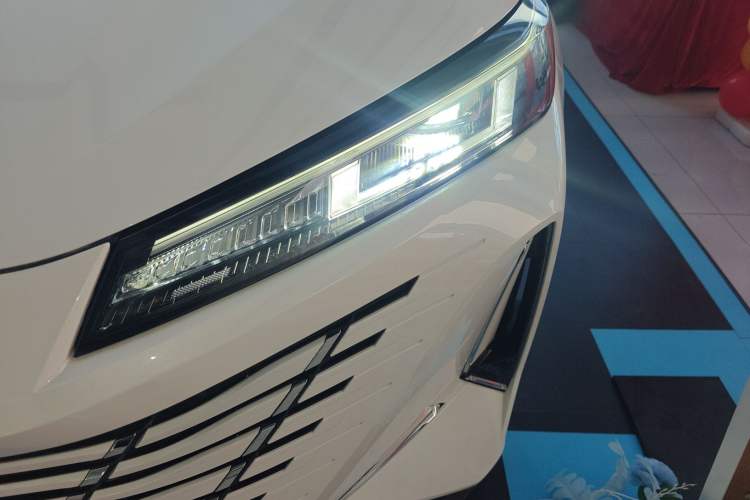 Used Changan Eado PHEV 2025 Smart New Blue Whale 145KM Battleship Edition