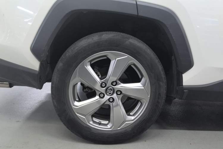 Used Toyota RAV4 2020 2.0L CVT 4x4 Trend Edition
