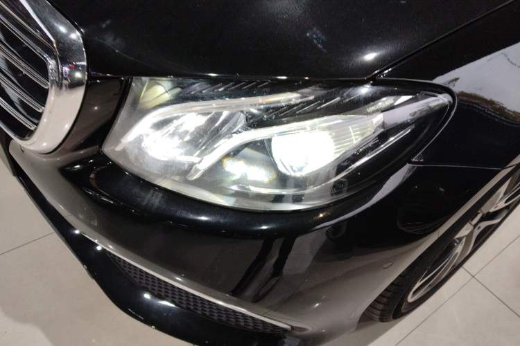 Used Mercedes-Benz E-Class 2016 E 200 L
