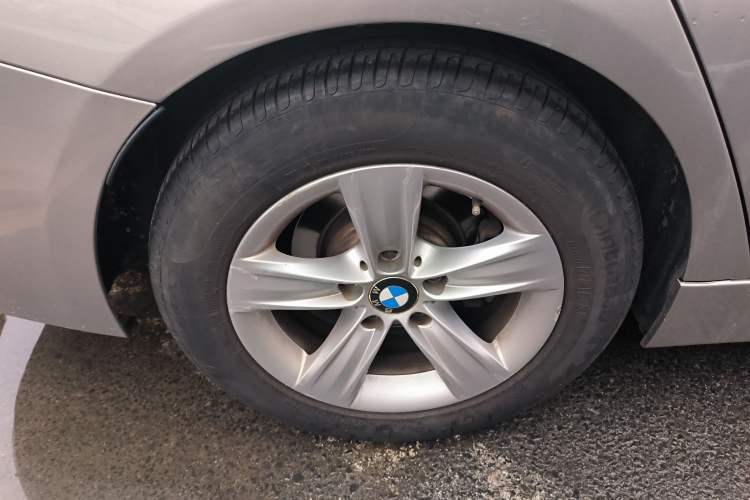 Used BMW 3 Series 2016 316Li Fashion Model
