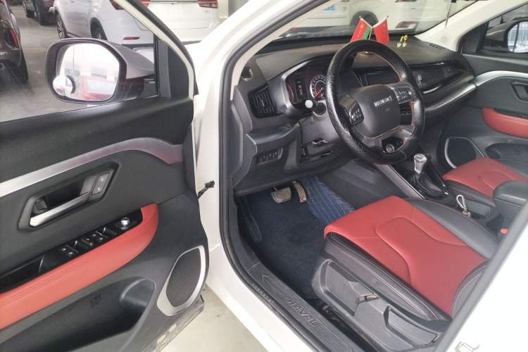 Used Haval H2s 2018 1.5T Dual-Clutch Fashion Edition
