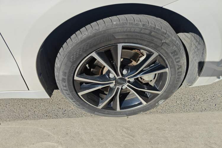 Used Geely Auto Emgrand GT 2020 Revised 1.8T Navigation Edition
