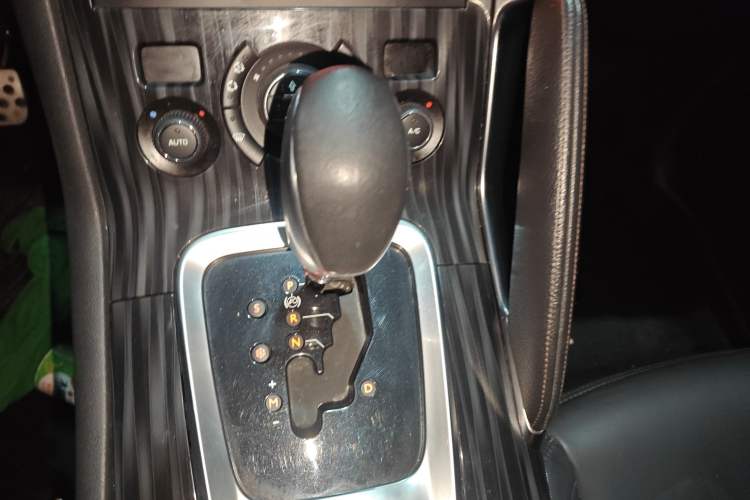 Used Peugeot 3008 2013 2.0L Automatic Trend Edition