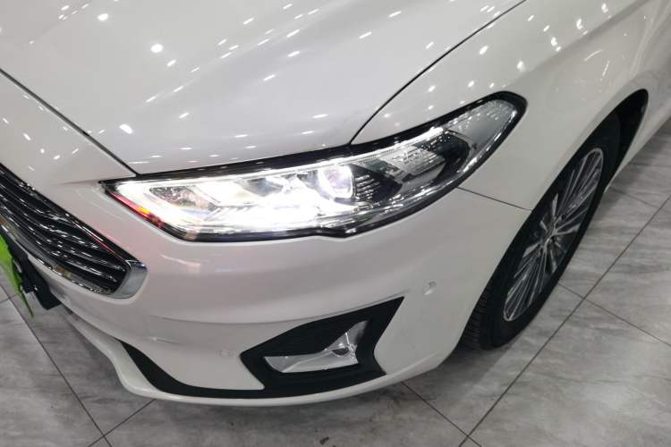 Used Ford Mondeo 2020 EcoBoost 200 Luxury Model
